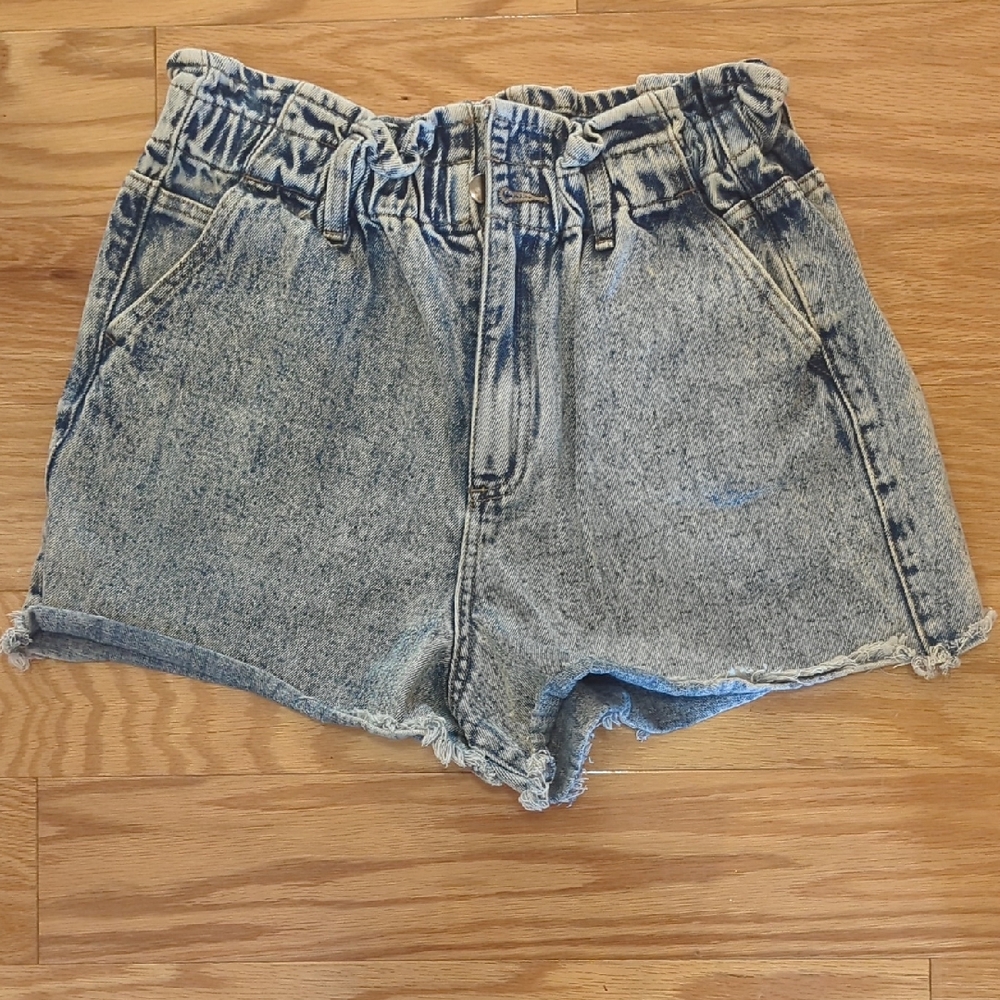 Stylish Light Blue Women's Jean Shorts